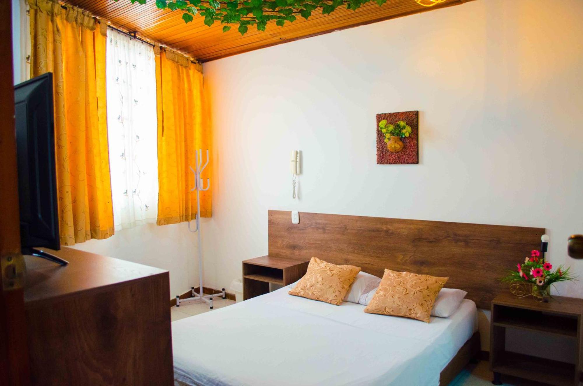 Hotel Elimar Жирардо Екстер'єр фото